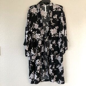 Spiritual Gangster Floral Light Robe